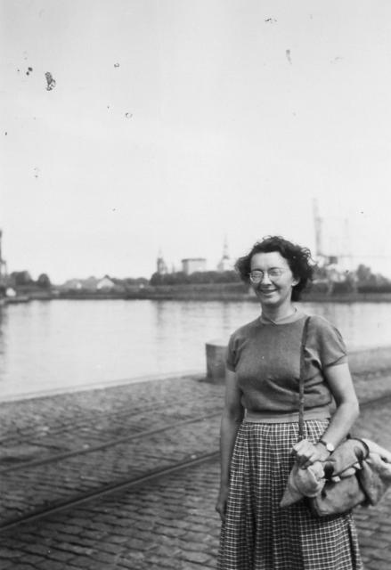 13 Lotte Engelin i 1954